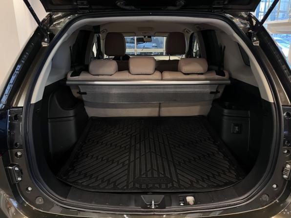Mitsubishi Outlander III Рестайлинг 3 с пробегом 2019 года, цена 2 300 000 рублей, 127397 км, внедорожник, Автокод Объявления