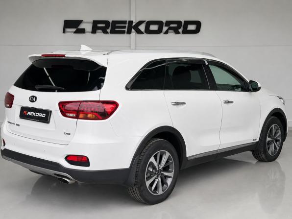 Kia Sorento III Prime Рестайлинг с пробегом 2018 года, цена 2 899 000 рублей, 93000 км, внедорожник, Автокод Объявления