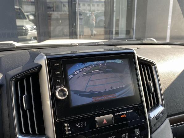 Toyota Land Cruiser 200 Series Рестайлинг 2 с пробегом 2017 года, цена 6 549 000 рублей, 81280 км, внедорожник, Автокод Объявления