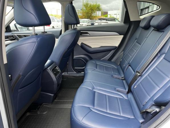Haval F7 I Рестайлинг с пробегом 2023 года, цена 2 295 000 рублей, 50670 км, внедорожник, Автокод Объявления