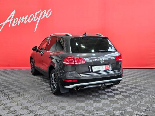 Volkswagen Touareg II с пробегом 2011 года, цена 1 550 000 рублей, 233596 км, внедорожник, Автокод Объявления
