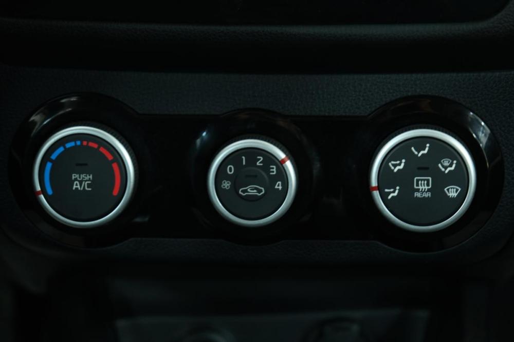 Kia Rio III Рестайлинг Омск  - изображение 16