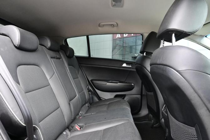 Kia Sportage IV Рестайлинг с пробегом 2019 года, цена 2 300 000 рублей, 130849 км, внедорожник, Автокод Объявления