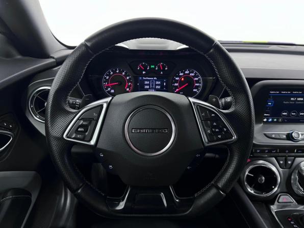 Chevrolet Camaro VI с пробегом 2018 года, цена 2 550 000 рублей, 113116 км, кабриолет, Автокод Объявления