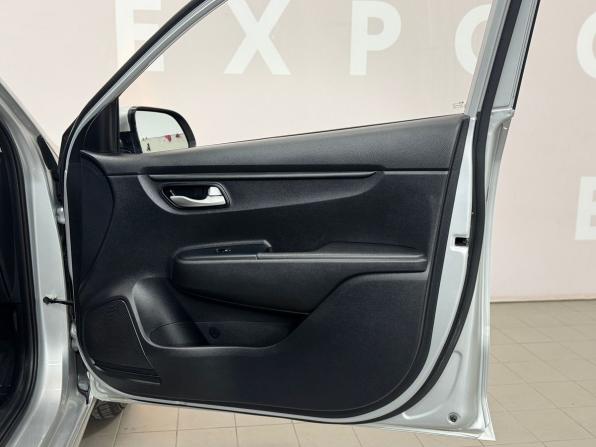 Kia Rio IV Рестайлинг с пробегом 2021 года, цена 1 455 000 рублей, 90153 км, седан, Автокод Объявления