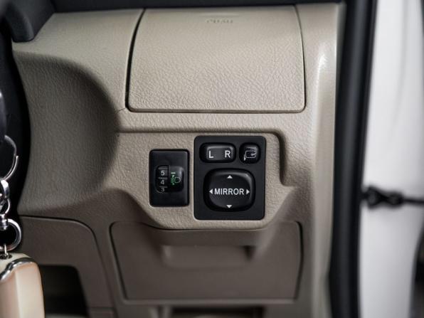 Toyota Belta I с пробегом 2006 года, цена 570 500 рублей, 244989 км, седан, Автокод Объявления