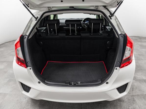 Honda Fit III с пробегом 2014 года, цена 700 000 рублей, 171326 км, хэтчбек, Автокод Объявления