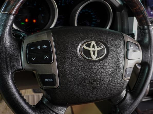Toyota Land Cruiser 200 Series с пробегом 2008 года, цена 2 549 000 рублей, 385812 км, внедорожник, Автокод Объявления