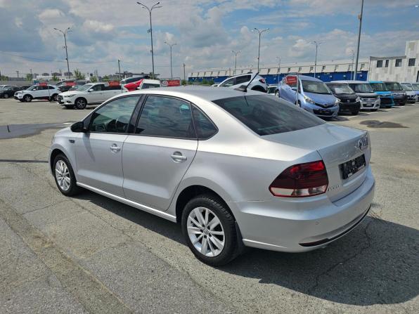 Volkswagen Polo V Рестайлинг с пробегом 2019 года, цена 1 249 995 рублей, 80179 км, седан, Автокод Объявления