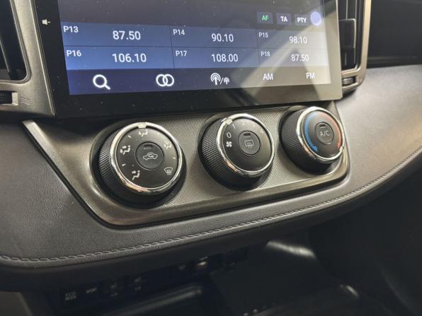 Toyota RAV4 IV (XA40) с пробегом 2015 года, цена 1 899 000 рублей, 166422 км, внедорожник, Автокод Объявления