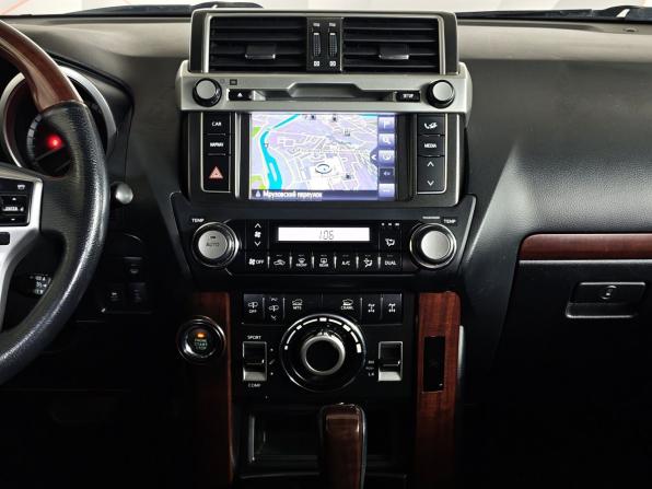 Toyota Land Cruiser Prado 150 Series Рестайлинг 1 с пробегом 2016 года, цена 3 350 000 рублей, 263965 км, внедорожник, Автокод Объявления