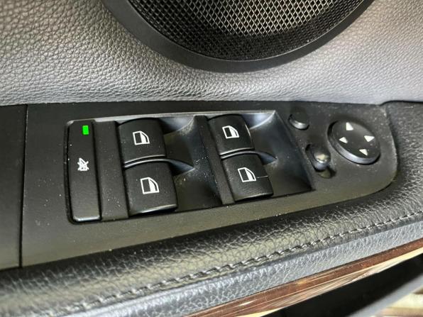 BMW 3 серии V (E90/E91/E92/E93) Рестайлинг с пробегом 2011 года, цена 1 160 000 рублей, 214724 км, седан, Автокод Объявления