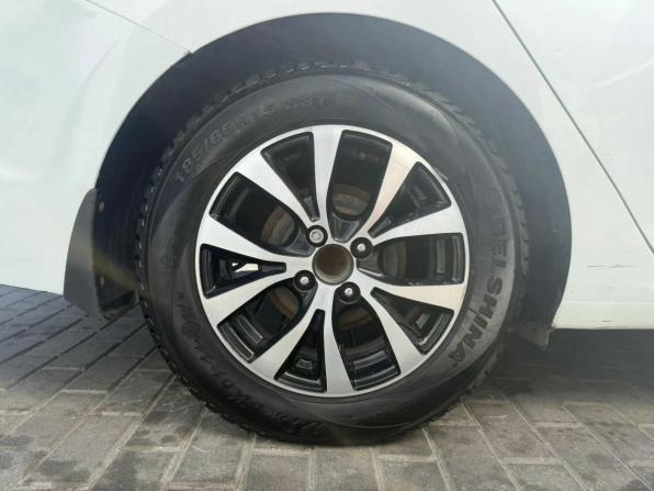 Hyundai Solaris II с пробегом 2017 года, цена 799 000 рублей, 187014 км, седан, Автокод Объявления