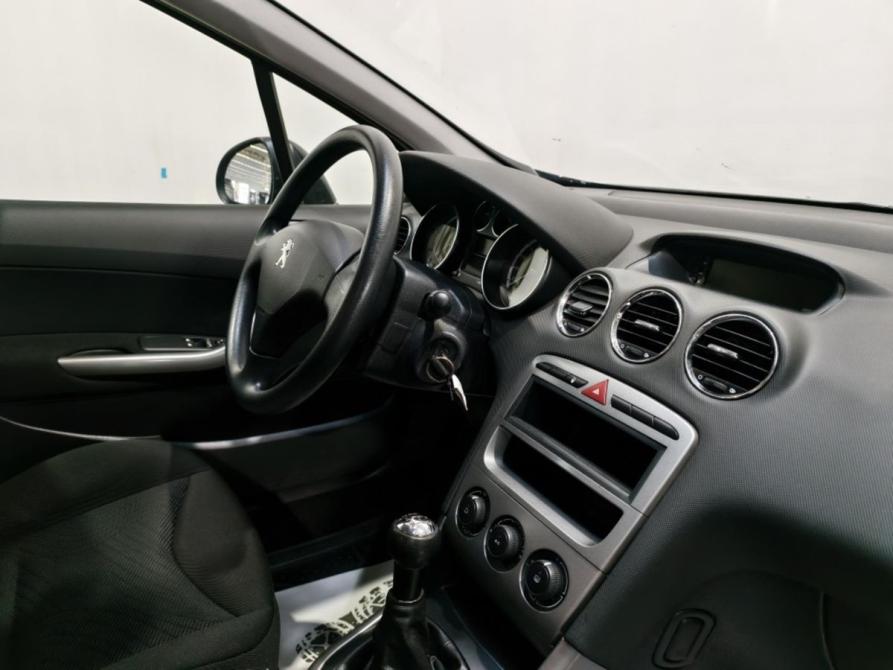 Peugeot 308 I Рестайлинг Курск  - изображение 6
