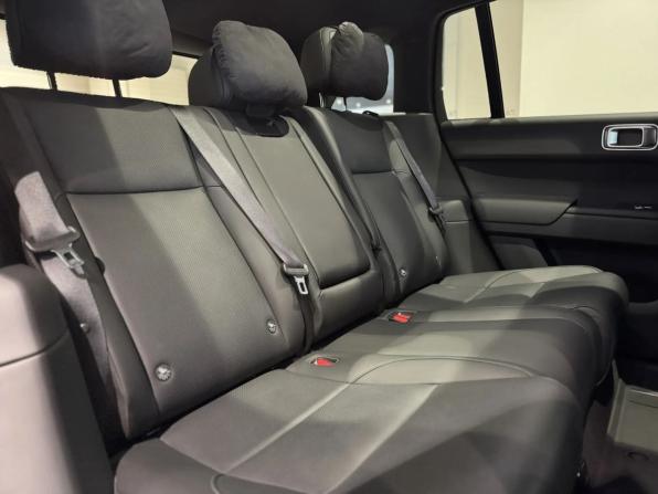 Li Auto (Lixiang) L7 I Рестайлинг с пробегом 2024 года, цена 7 240 000 рублей, 31000 км, внедорожник, Автокод Объявления