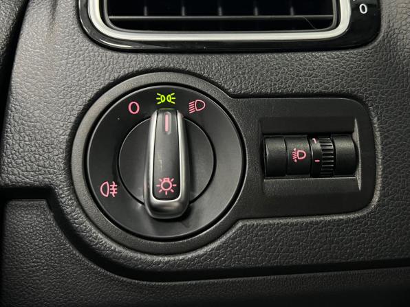 Volkswagen Polo V Рестайлинг с пробегом 2020 года, цена 1 450 000 рублей, 100220 км, седан, Автокод Объявления