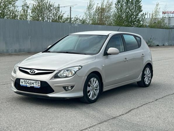 Hyundai i30 I Рестайлинг с пробегом 2011 года, цена 675 000 рублей, 147480 км, хэтчбек, Автокод Объявления