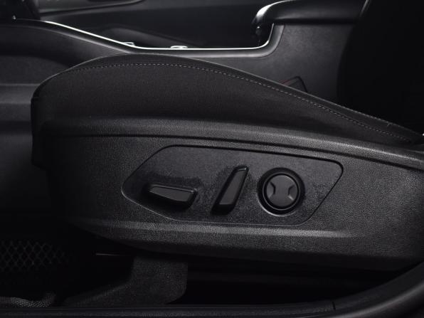 Kia Sorento IV Рестайлинг с пробегом 2024 года, цена 3 899 995 рублей, 130957 км, внедорожник, Автокод Объявления