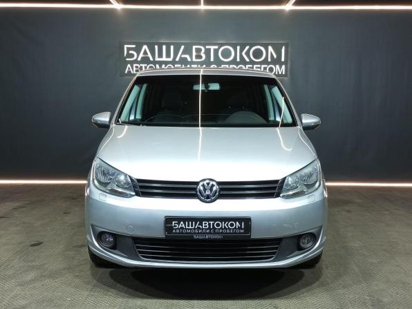 Volkswagen Touran I Рестайлинг 2 с пробегом 2011 года, цена 845 000 рублей, 235406 км, компактвэн, Автокод Объявления