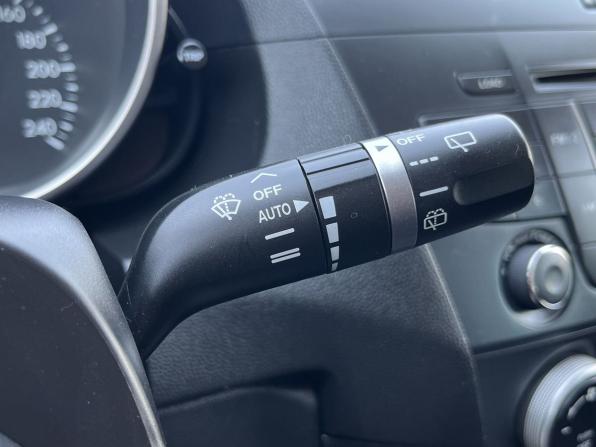 Mazda 5 II (CW) с пробегом 2010 года, цена 1 150 000 рублей, 237000 км, компактвэн, Автокод Объявления