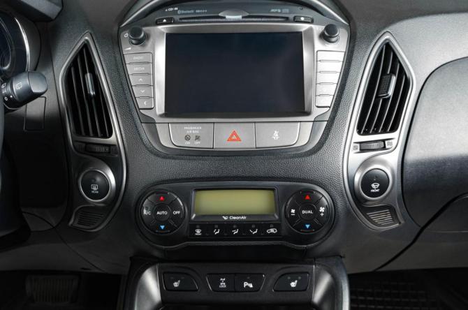 Hyundai ix35 I с пробегом 2013 года, цена 1 359 000 рублей, 208000 км, внедорожник, Автокод Объявления