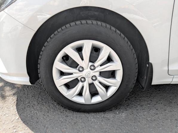 Hyundai Solaris II Рестайлинг с пробегом 2022 года, цена 1 635 000 рублей, 87845 км, седан, Автокод Объявления