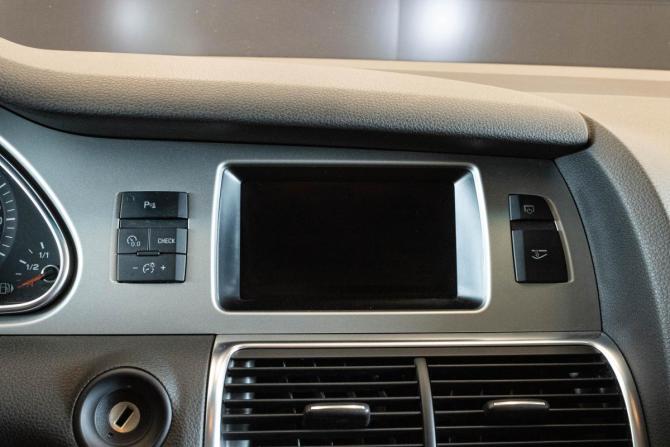 Audi Q7 I (4L) Рестайлинг с пробегом 2011 года, цена 1 729 000 рублей, 245067 км, внедорожник, Автокод Объявления