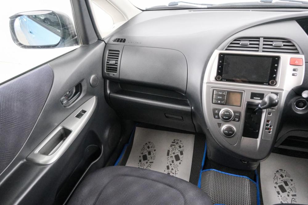 Toyota Ractis I Красноярск  - изображение 12