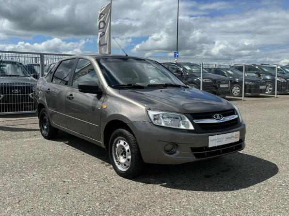 Lada (ВАЗ) Granta I с пробегом 2017 года, цена 247 000 рублей, 182851 км, седан, Автокод Объявления