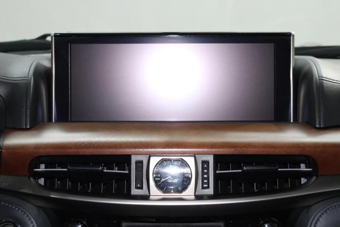 Lexus LX III Рестайлинг 2 с пробегом 2018 года, цена 8 700 000 рублей, 110050 км, внедорожник, Автокод Объявления