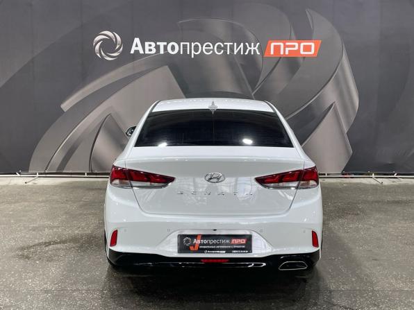 Hyundai Sonata VII (LF) Рестайлинг с пробегом 2018 года, цена 1 690 000 рублей, 110268 км, седан, Автокод Объявления