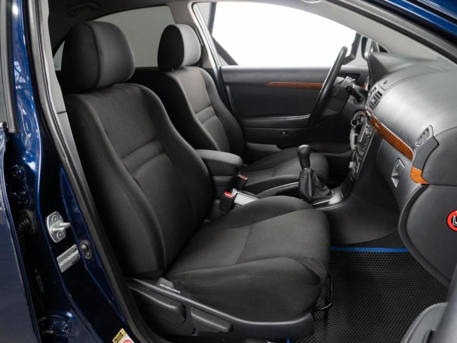 Toyota Avensis II Рестайлинг Тюмень  - изображение 8