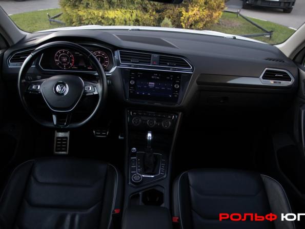 Volkswagen Tiguan II с пробегом 2018 года, цена 2 788 000 рублей, 90554 км, внедорожник, Автокод Объявления