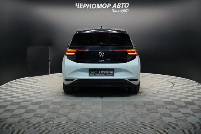 Volkswagen ID.3 I с пробегом 2022 года, цена 3 290 000 рублей, 40000 км, хэтчбек, Автокод Объявления