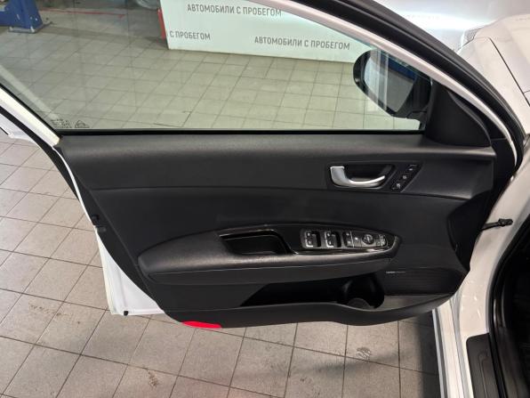Kia Optima IV Рестайлинг с пробегом 2018 года, цена 1 899 000 рублей, 170000 км, седан, Автокод Объявления