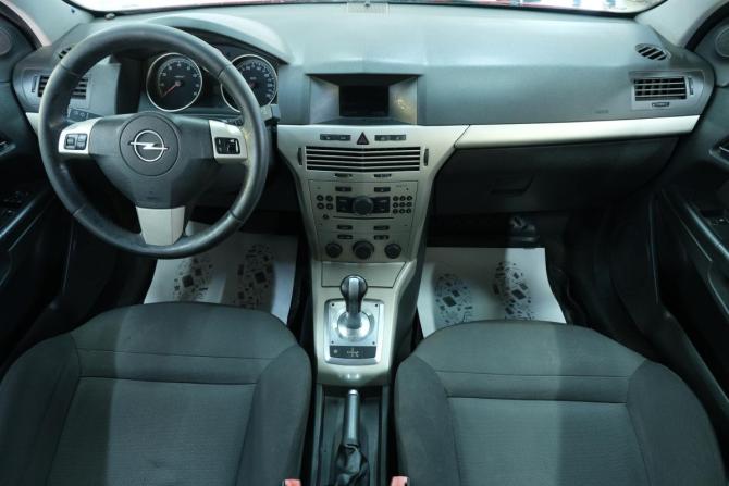Opel Astra H Рестайлинг с пробегом 2007 года, цена 569 000 рублей, 240000 км, хэтчбек, Автокод Объявления