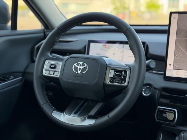 Toyota RAV4 VI (XA60) с пробегом 2026 года, цена 4 200 000 рублей, 25 км, внедорожник, Автокод Объявления