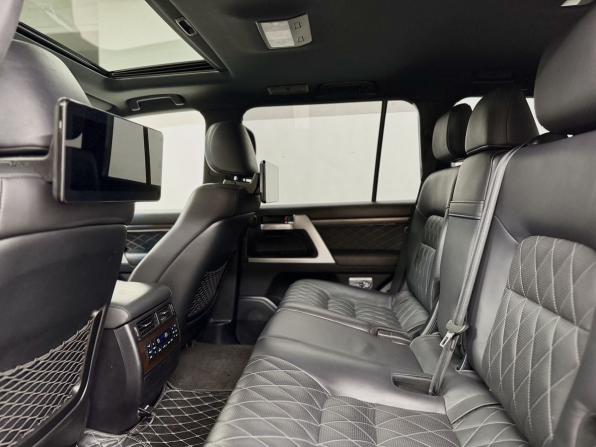 Toyota Land Cruiser 200 Series Рестайлинг 2 с пробегом 2018 года, цена 7 400 000 рублей, 138744 км, внедорожник, Автокод Объявления