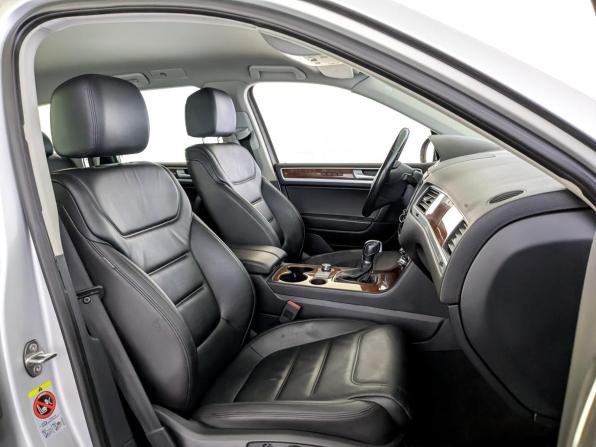 Volkswagen Touareg II с пробегом 2013 года, цена 1 952 500 рублей, 177393 км, внедорожник, Автокод Объявления