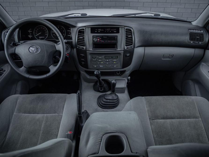 Toyota Land Cruiser 100 Series Рестайлинг 2 Тюмень  - изображение 13