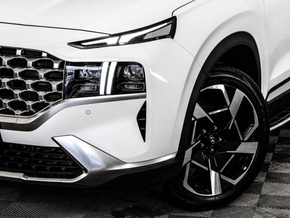 Hyundai Santa Fe IV Рестайлинг с пробегом 2020 года, цена 3 599 000 рублей, 65700 км, внедорожник, Автокод Объявления