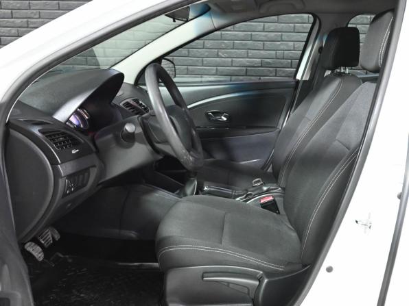 Renault Fluence I Рестайлинг с пробегом 2013 года, цена 770 000 рублей, 211103 км, седан, Автокод Объявления