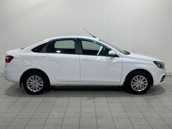 Lada (ВАЗ) Vesta I с пробегом 2017 года, цена 845 000 рублей, 47577 км, седан, Автокод Объявления