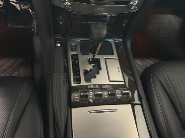 Lexus LX III Рестайлинг с пробегом 2015 года, цена 6 620 000 рублей, 83113 км, внедорожник, Автокод Объявления