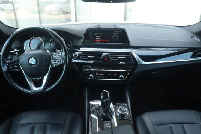 BMW 5 серии VII (G30/G31/G38) с пробегом 2017 года, цена 2 566 000 рублей, 169782 км, седан, Автокод Объявления