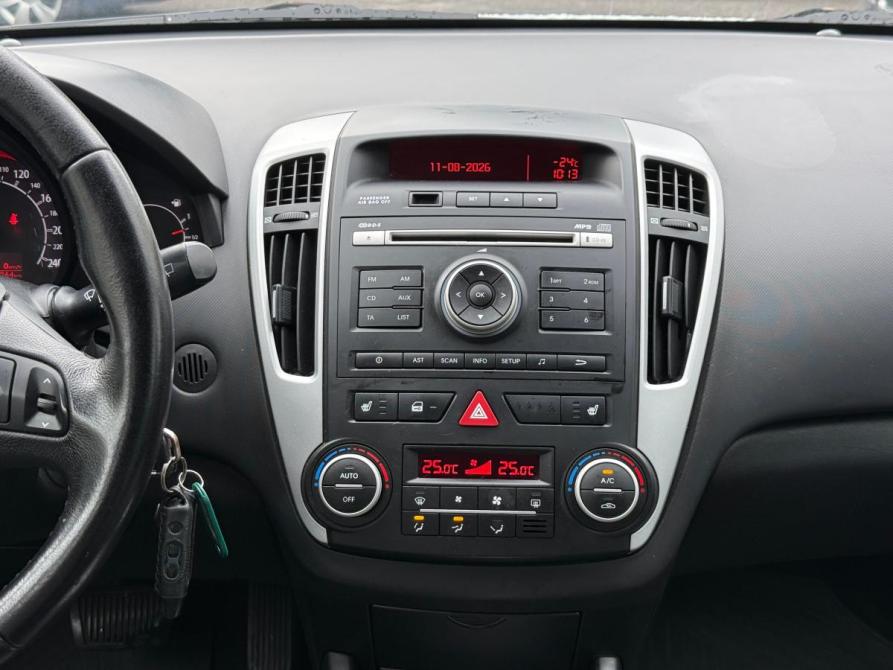 Kia Ceed I Рестайлинг Санкт-Петербург  - изображение 11