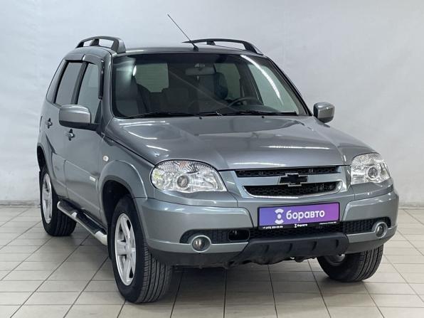 Chevrolet Niva I Рестайлинг с пробегом 2015 года, цена 699 000 рублей, 130910 км, внедорожник, Автокод Объявления