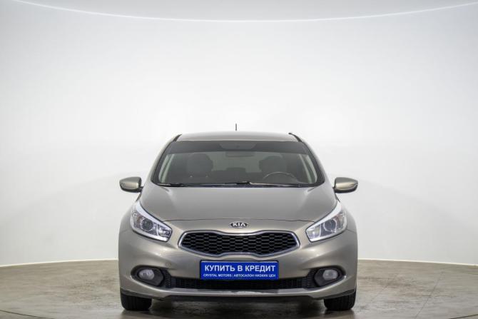 Kia Ceed II с пробегом 2014 года, цена 949 000 рублей, 145082 км, хэтчбек, Автокод Объявления