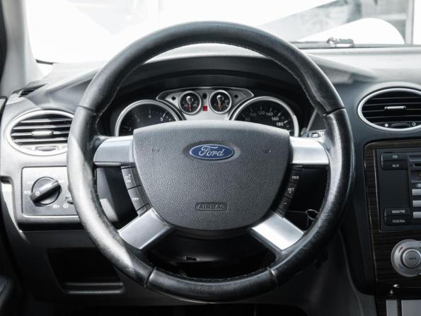 Ford Focus II Рестайлинг с пробегом 2008 года, цена 525 000 рублей, 208808 км, седан, Автокод Объявления