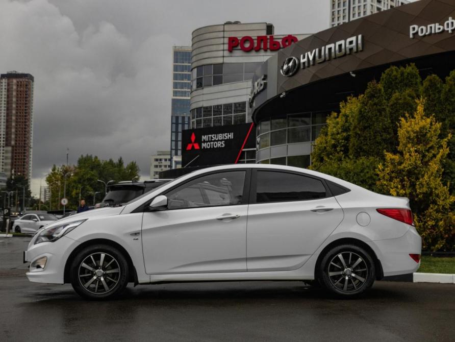 Hyundai Solaris I Рестайлинг Москва  - изображение 6